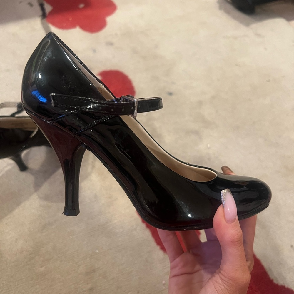Vintage Chinese Laundry heels